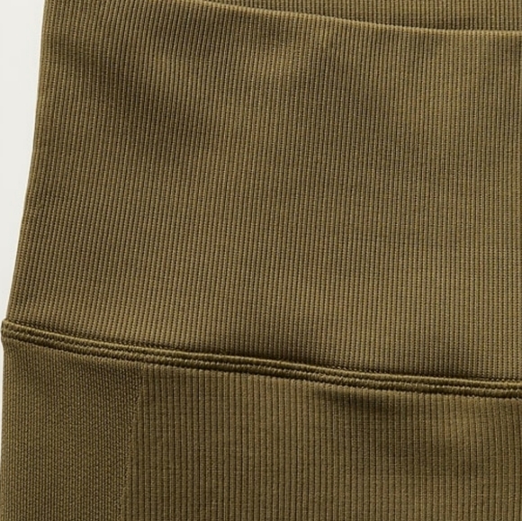 Aurora Seamless Tight XL. Olive. NWT. Ribbed - Picture 6 of 12